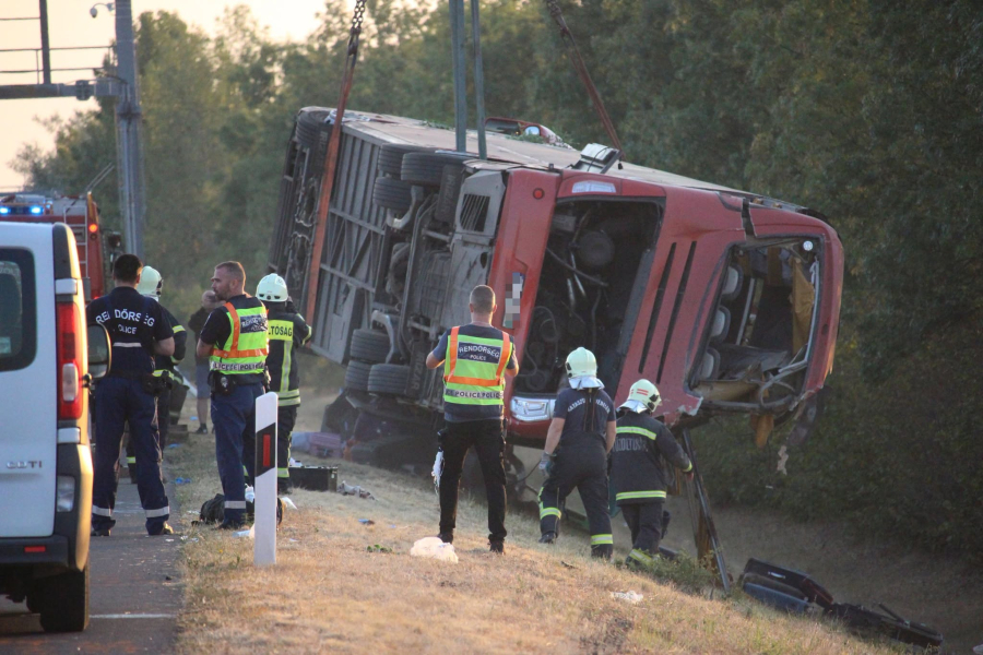 Tragiczny wypadek autokaru na Węgrzech. 12 pielgrzymów z Podkarpacia nie żyje [AKTUALIZACJA]