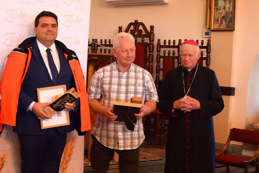 Stanisław Mroczka ze „Złotym Kłosem”. Od 42 lat niesie pomoc pacjentom