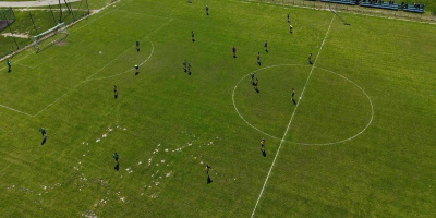 B klasa wróciła do gry. Grad goli w Rudzie Różanieckiej i pewne wygrane liderów [WYNIKI]