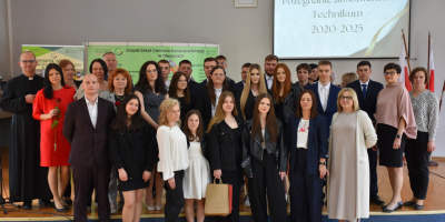 Maturzyści z ZSCKR w Oleszycach uroczyście zakończyli rok szkolny [ZOBACZ ZDJĘCIA]