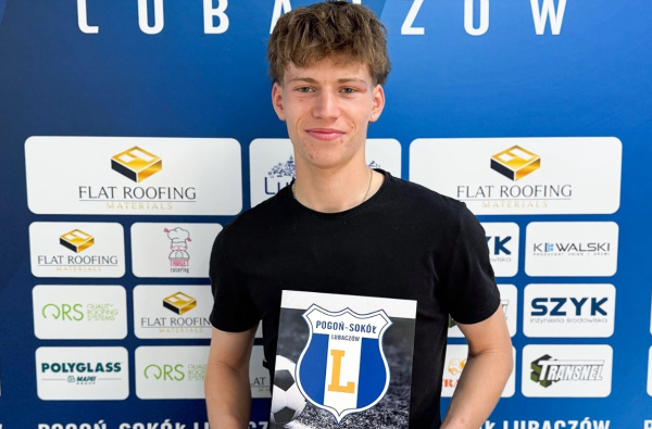 Pogoń-Sokół Lubaczów przedłuża umowę z Bartoszem Zbroińskim