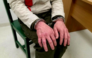 Poszukiwany listem gończym w rękach policji. 40-latek trafił do więzienia