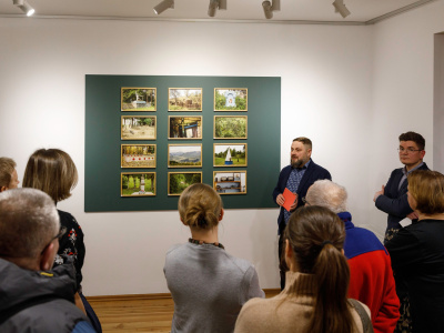 Opowieść o Krzemieńcu i pograniczu dostępna w Radrużu. Za nami wernisaż wystawy