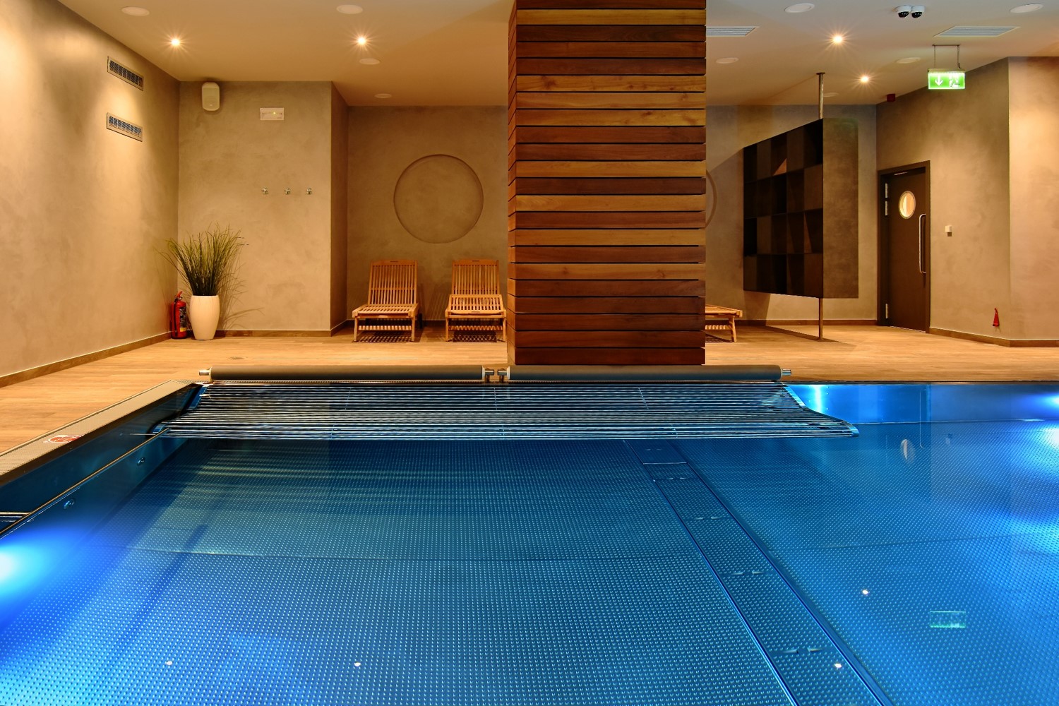 Dlaczego basen ze stali nierdzewnej jest lepszy od innych technologii?