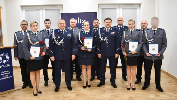Awanse dla policjantów z Lubaczowa [ZDJĘCIA]