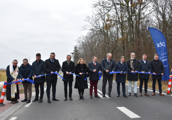 Wstęgi przecięte. Zakończono modernizację drogi Basznia Dolna – Horyniec-Zdrój [ZDJĘCIA]