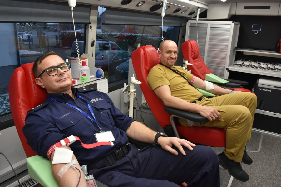 "Bohaterem możesz być tu i teraz". Wspólna akcja mundurowych w Lubaczowie [ZDJĘCIA]