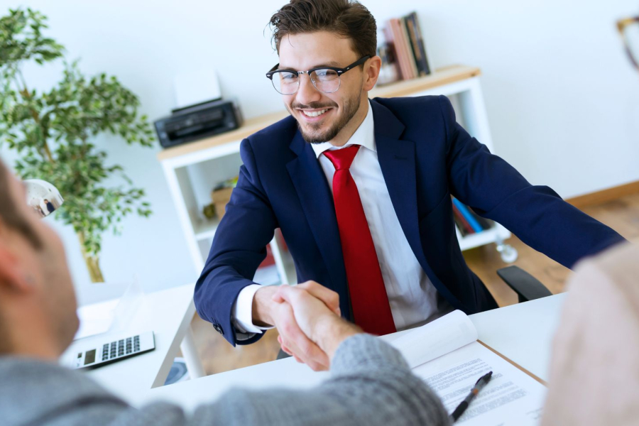 Ugoda frankowa czy proces sądowy – co wybrać?