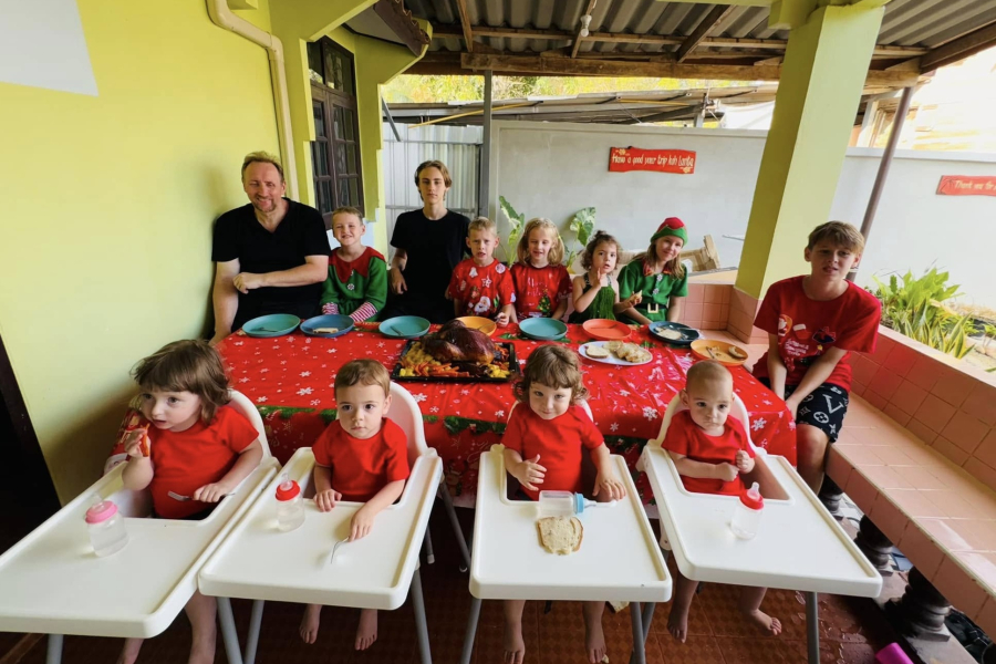 Problemy finansowe i krytyka w internecie. Jak radzi sobie rodzina pięcioraczków z Horyńca?