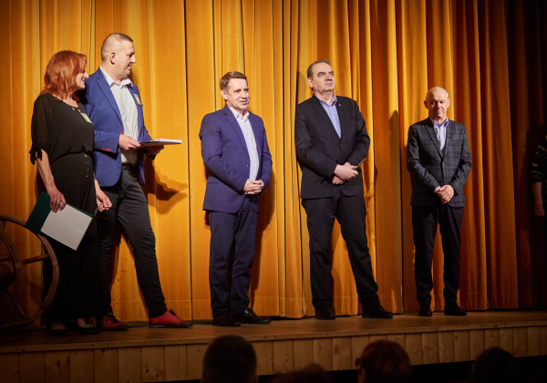 46. Biesiada Teatralna rozpoczęta! Grupa „BezNazwy” otworzyła festiwal [ZDJĘCIA]