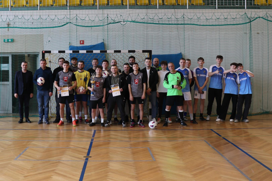 Lech Oleszyce najlepszy w halowych zmaganiach o Puchar Burmistrza