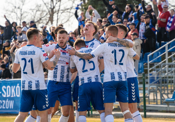 Fenomenalna gra Pogoni-Sokoła Lubaczów! Wisłoka Dębica bez szans [ZOBACZ ZDJĘCIA]
