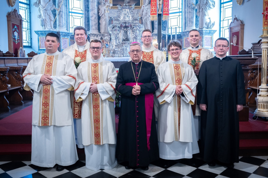 Trzech nowych diakonów w diecezji – wśród nich Krystian Skiba z Załuża