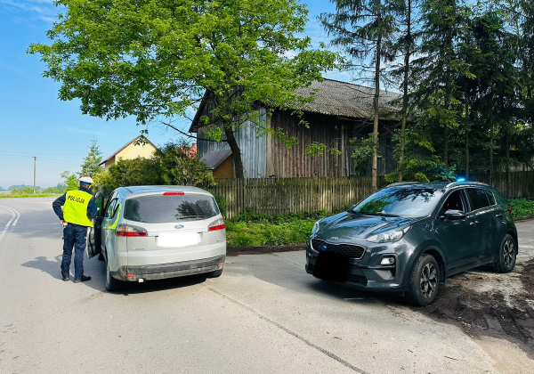 Zachowywała się nerwowo. Policjanci szybko poznali powód