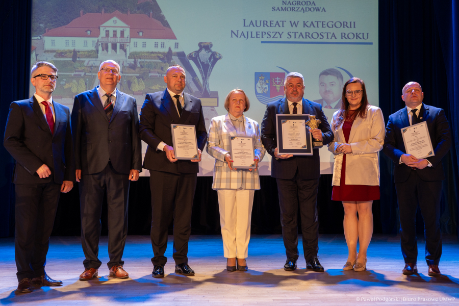 Wyróżnienie dla Barbary Broź na wojewódzkich obchodach Dnia Samorządu w Rzeszowie