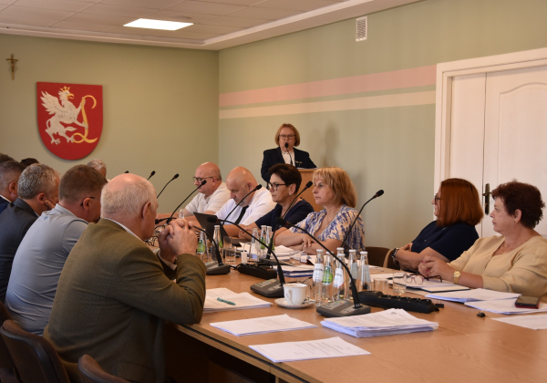 "Razem możemy więcej". Wotum zaufania i absolutorium dla Zarządu Powiatu Lubaczowskiego