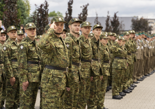 Straż Graniczna rośnie w siłę. Uroczyste ślubowanie nowych funkcjonariuszy w BiOSG [ZDJĘCIA]