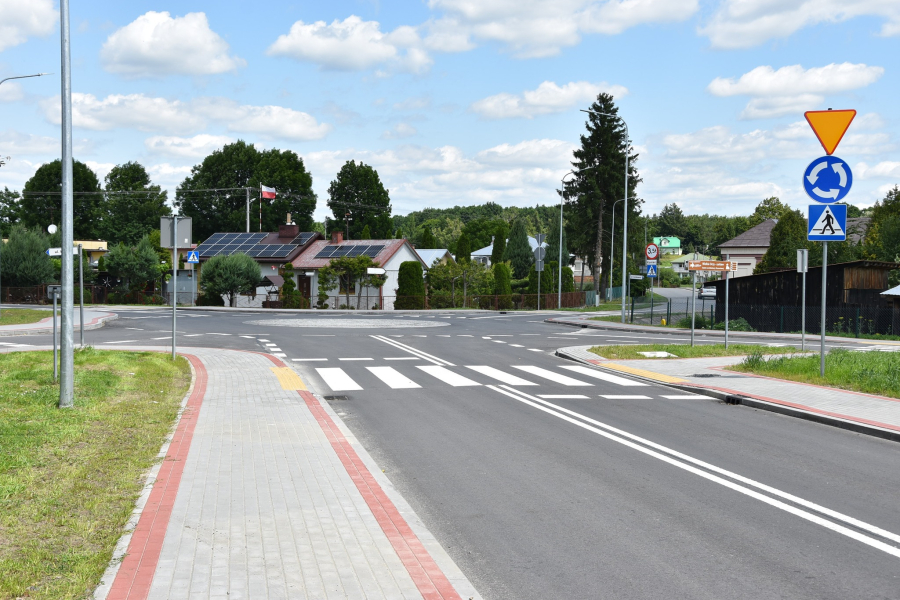 Prawie 23 mln zł na drogi w powiecie lubaczowskim. Zakończono cztery duże inwestycje
