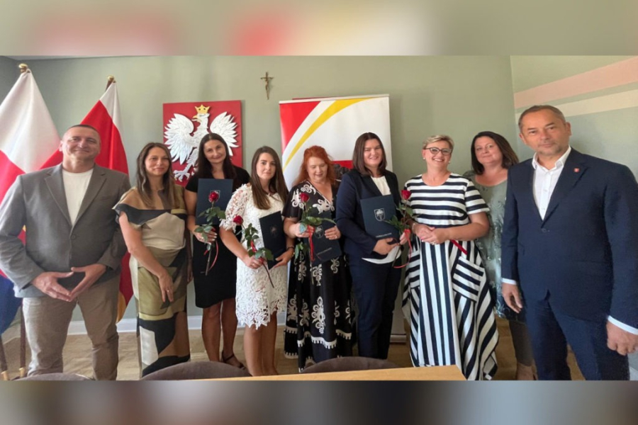 Cztery awanse w Gminie Lubaczów – nauczycielki odebrały akty mianowania