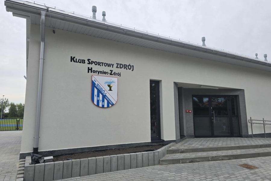 Otwarcie nowej szatni i mecz z Gwiazdą - piłkarska niedziela w Horyńcu-Zdroju