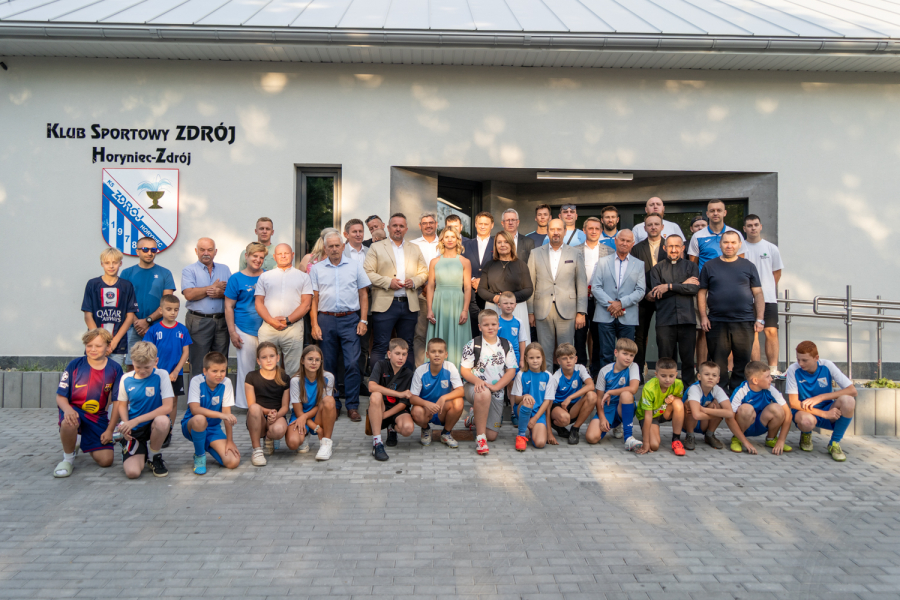 Nowoczesna szatnia w Horyńcu-Zdroju uroczyście otwarta [NASZA FOTORELACJA]
