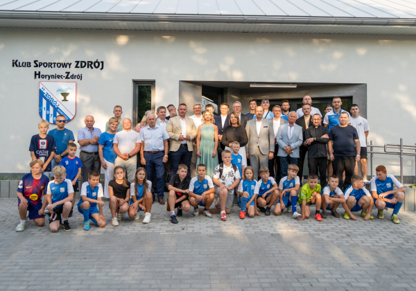 Nowoczesna szatnia w Horyńcu-Zdroju uroczyście otwarta [NASZA FOTORELACJA]