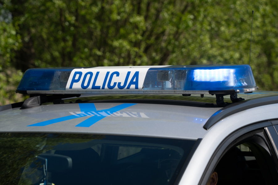 Jechał slalomem po drodze. Był pijany? 