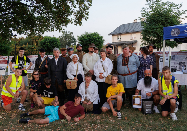 Na szlaku Kompanii Narol. „Błyskawica” i „Zerowi” najlepsi w grze terenowej [ZDJĘCIA]