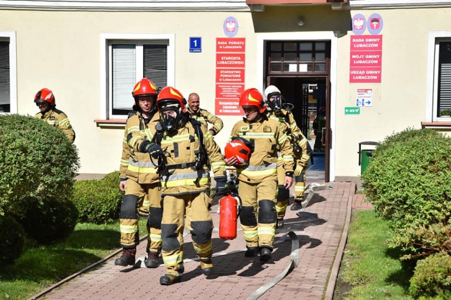 Ćwiczenia obronne w Lubaczowie. Policja, straż i wojsko trenowały wspólne działania [ZDJĘCIA]