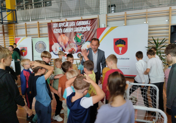 XIII edycja Ligi Gminnej Szkół Gminy Lubaczów zainaugurowana w Baszni Dolnej