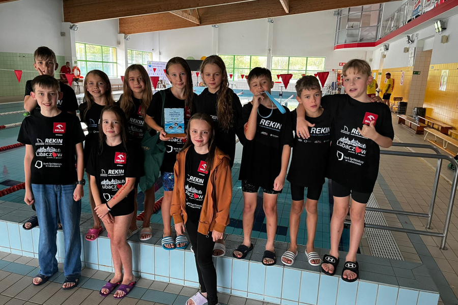 Świetne starty "Rekinów" w Nowej Dębie. Zawodnicy z rekordami i medalami!