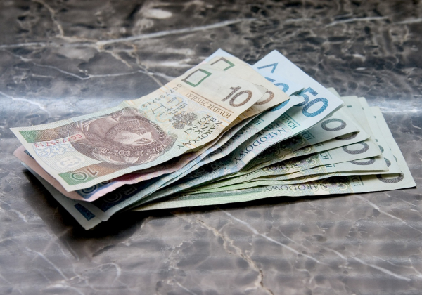 Te dane Was zaskoczą. Tyle wynosi średnie wynagrodzenie w powiecie lubaczowskim