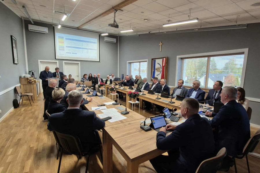 Nadzwyczajna sesja w Cieszanowie. Przyznano tytuły dla partnerów z Niemiec [VIDEO]