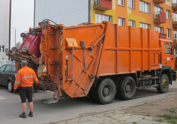 Lubaczów bez nowych stawek za odbiór śmieci. Podwyżka odrzucona, ale jest nieunikniona