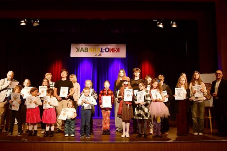 Scena pełna humoru w MDK. Znamy zwycięzców Kabaretoniku 2025 [WYNIKI]