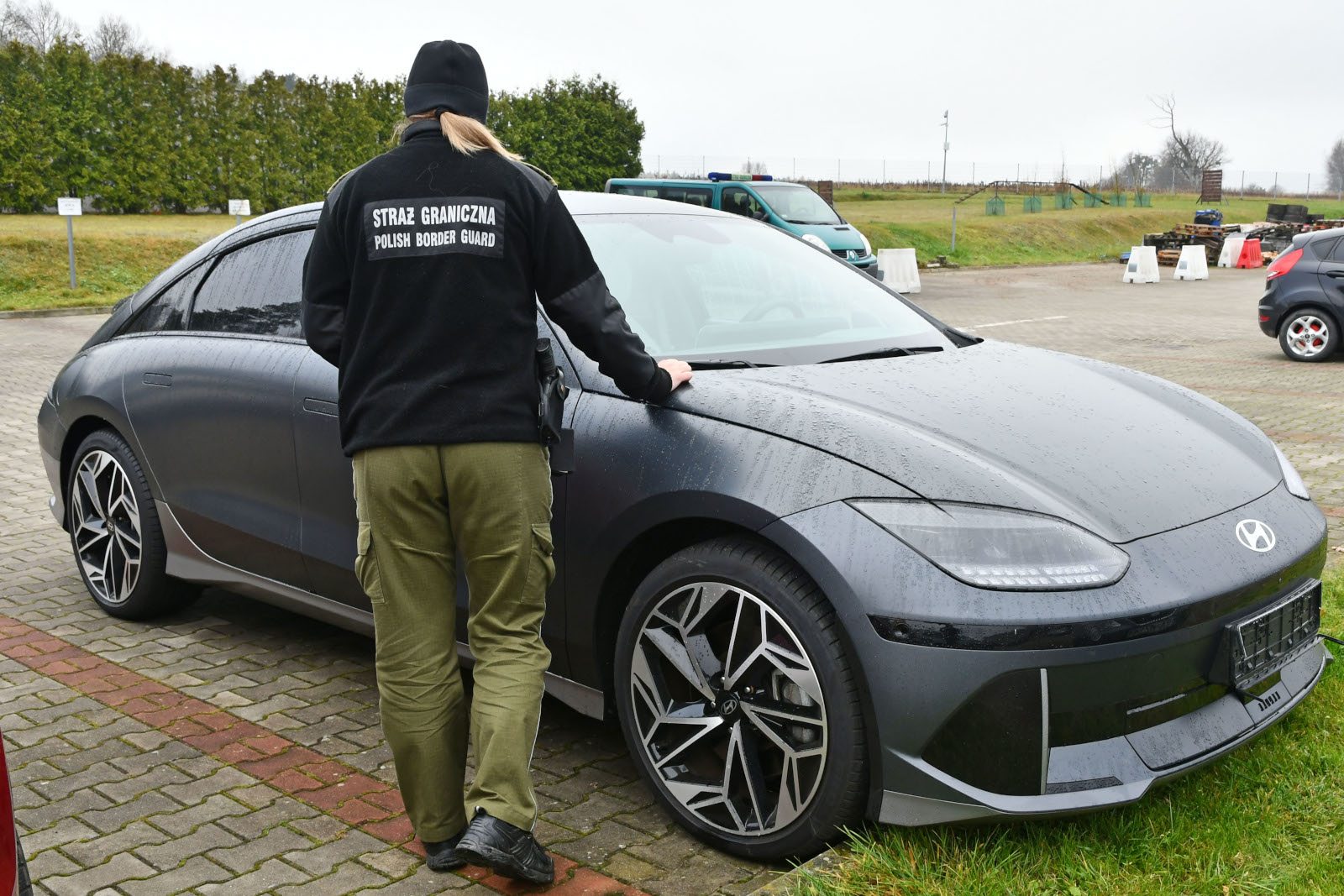 Elektryczny Hyundai skradziony w Niemczech odzyskany na granicy w Budomierzu