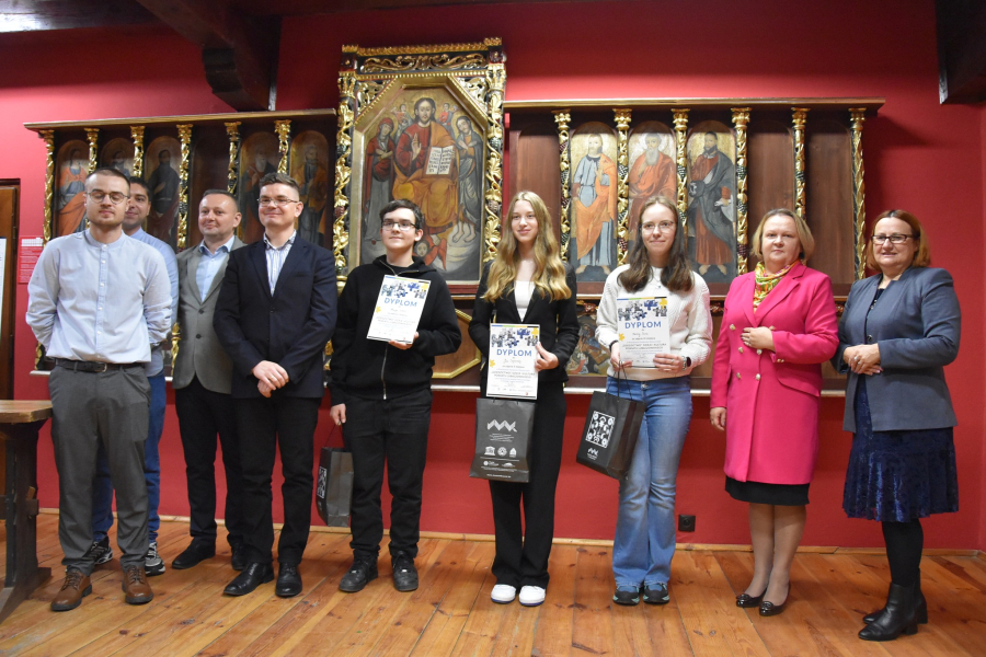 Finał Powiatowego Konkursu Historycznego. Znamy najlepszych młodych historyków [ZDJĘCIA]