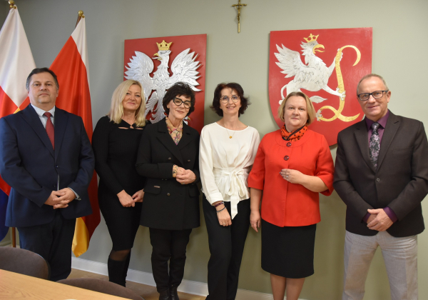 Starosta Barbara Broź podziękowała pracownikom socjalnym [ZDJĘCIA]