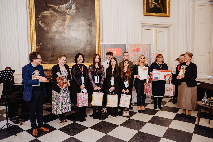 „Solidarna Szkoła 2025”. Zespół Szkół w Lubaczowie znów w gronie nagrodzonych