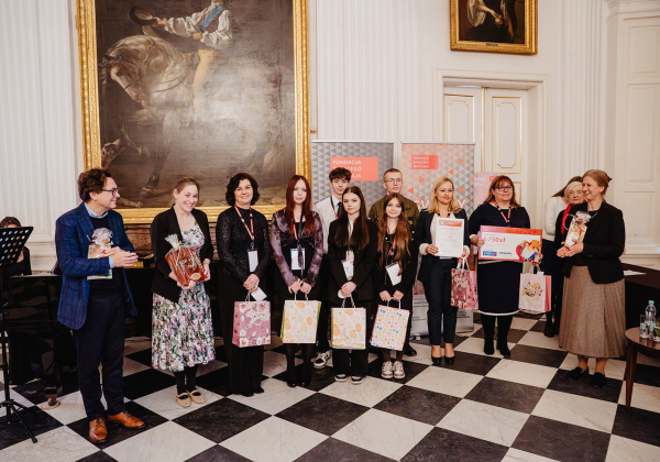 „Solidarna Szkoła 2025”. Zespół Szkół w Lubaczowie znów w gronie nagrodzonych