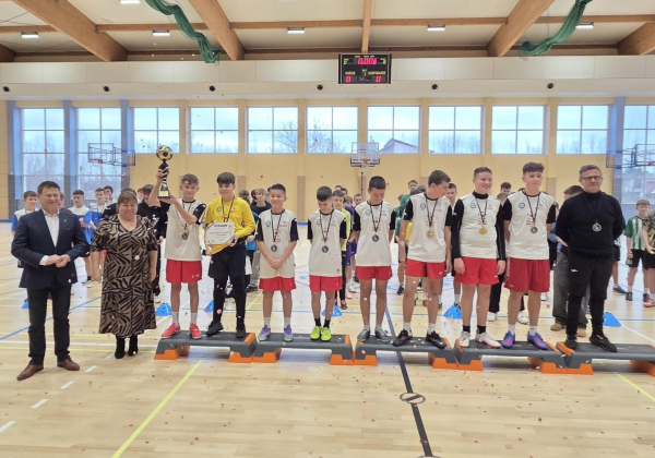 Uczniowie z Lisich Jam najlepsi na ZET-ES CUP 2025 [ZDJĘCIA][WYNIKI]