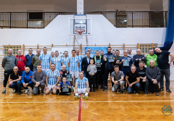 Oldboje znów na boisku! KS Zdrój triumfuje przed własną publicznością [ZDJĘCIA]