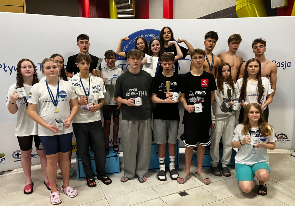 Udany weekend Rekinów. Medale w Tomaszowie Lubelskim i świetne wyniki w Mielcu