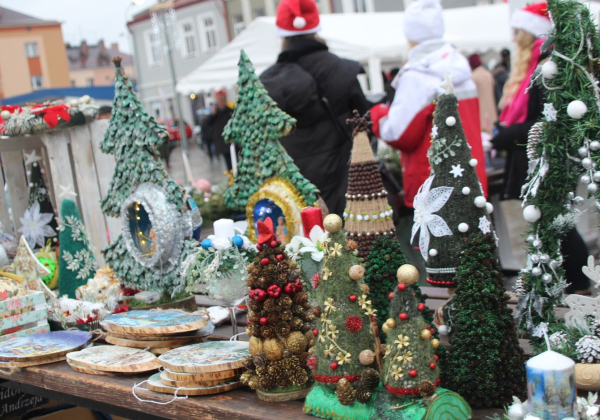 Kiermasz Bożonarodzeniowy na Rynku w Lubaczowie już 23 grudnia