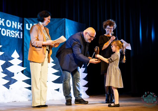 Młodzi recytatorzy na scenie. Pierwszy Horyniecki Konkurs Recytatorski za nami [ZDJĘCIA]