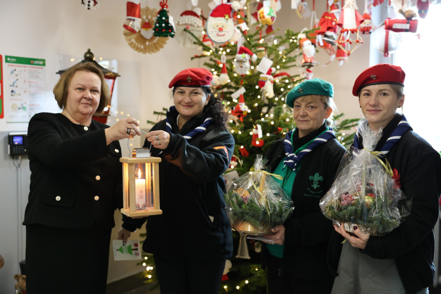 Betlejemskie Światło Pokoju dotarło do Lubaczowa [ZDJĘCIA]