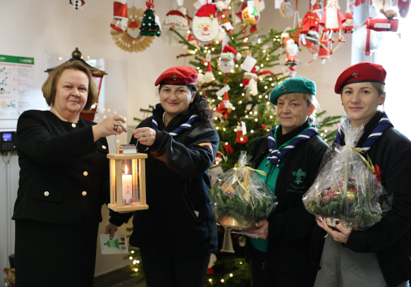 Betlejemskie Światło Pokoju dotarło do Lubaczowa [ZDJĘCIA]