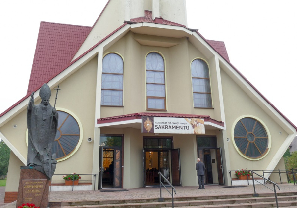 Kolęda w parafii św. Karola Boromeusza w Lubaczowie [HARMONOGRAM]