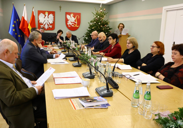 Jednogłośna decyzja radnych. Uchwalono budżet Powiatu Lubaczowskiego na 2026 rok