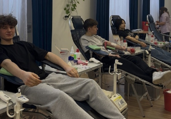 Akcja krwiodawstwa w Zespole Szkół w Lubaczowie. Zebrano 6,75 litra krwi